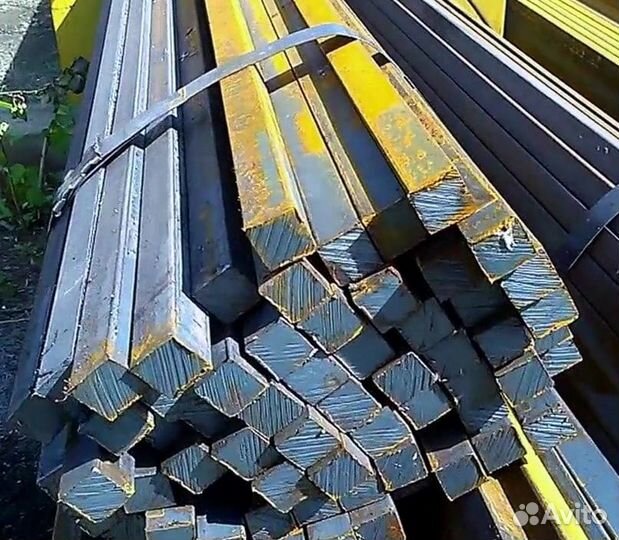 Квадрат стальной
