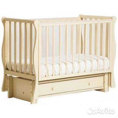 Детская кровать кубаночка с маятником