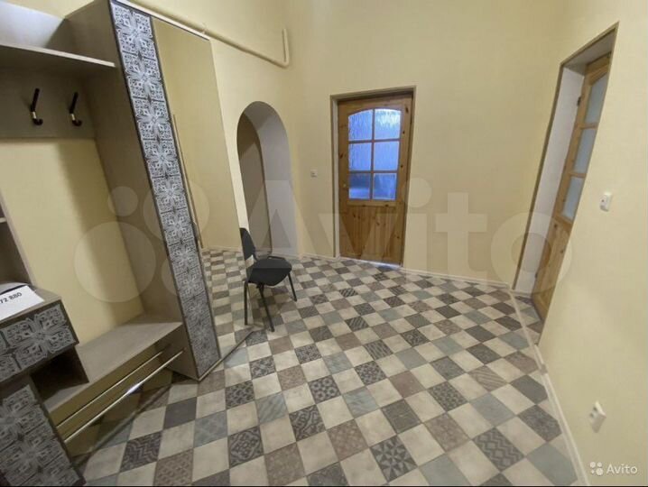 3-к. квартира, 100 м², 3/4 эт.