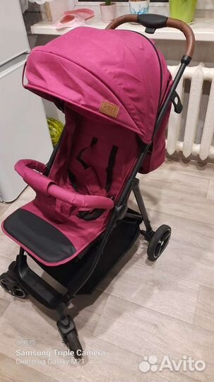 Коляска прогулочная