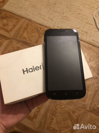 Haier W757, 4 ГБ