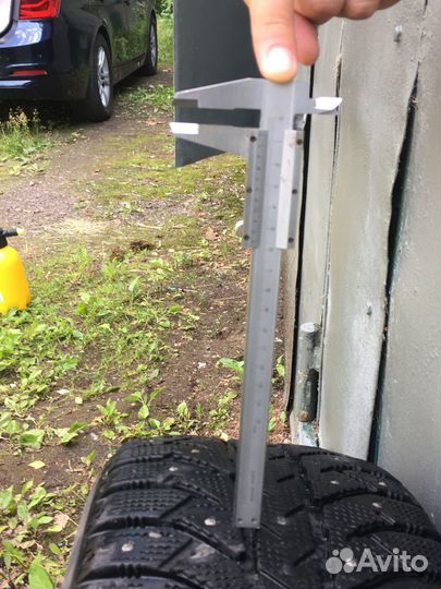 R17 Bridgestone Ice Cruiser 7000 215/50, PCD 0x100 DIA 57