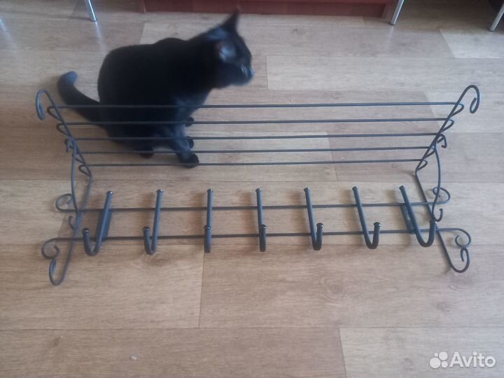 Вешалка настенная металлическая новая