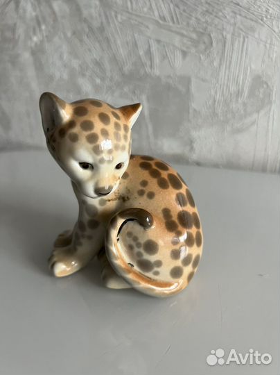 Фарфоровые статуэтки лфз леопард