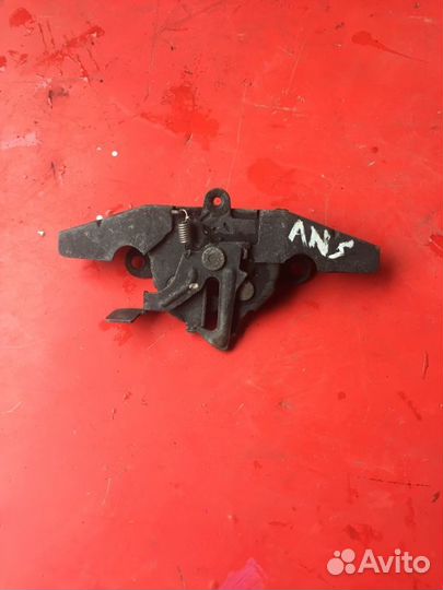 Замок капота Toyota Avensis T250