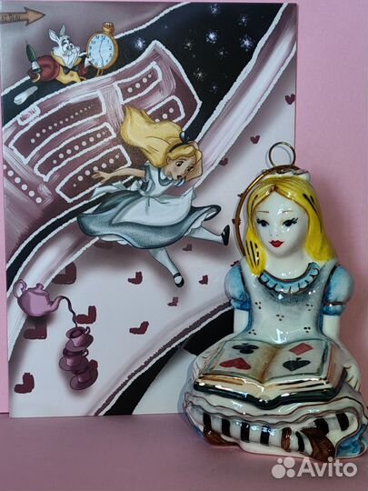 Елочныа игрушка Алиса в стране чудес