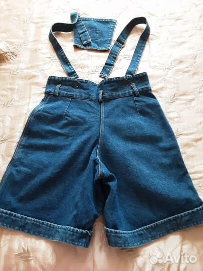 Шорты джинсовые на лямках,новые.46-48р