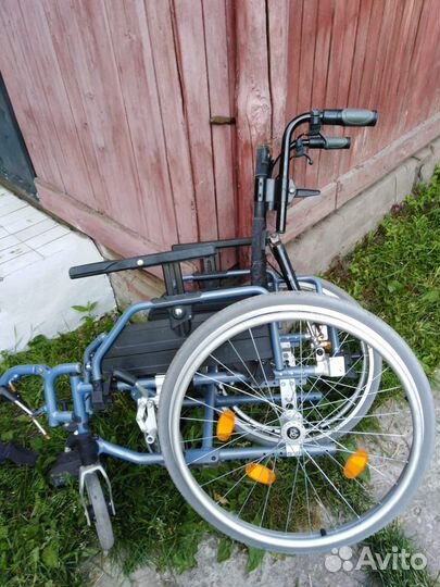 Коляска инвалидная