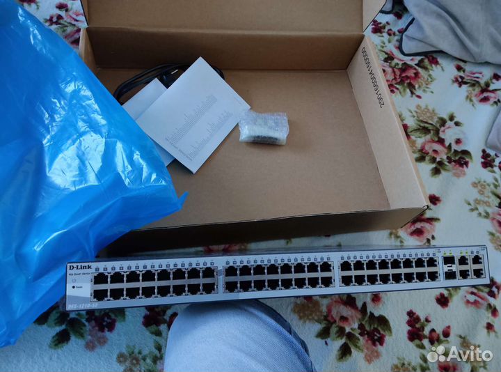 Новый D-Link DES 1210-52 управляемый коммутатор