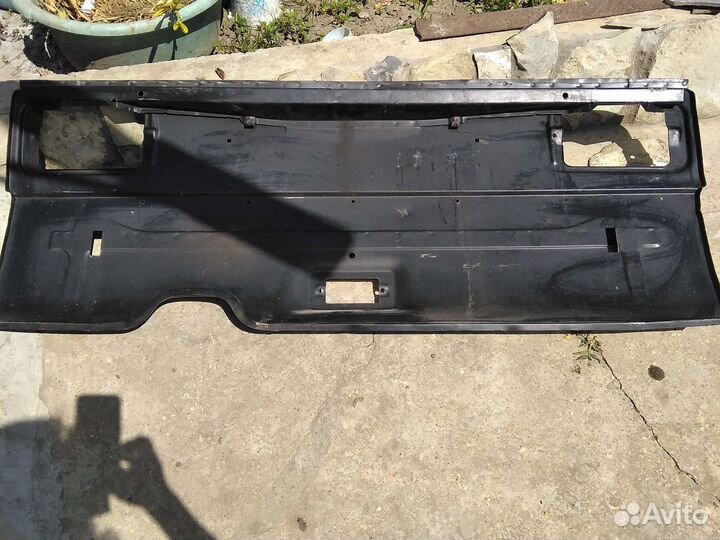 Задняя панель ваз2103