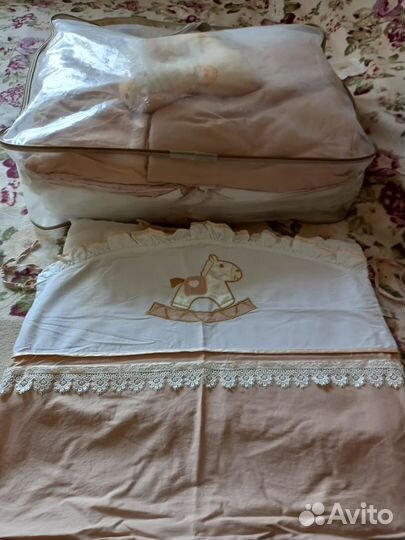 Набор постельных принадлежностей для дет. кроватки