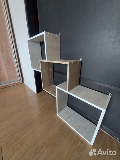 Полка настенная