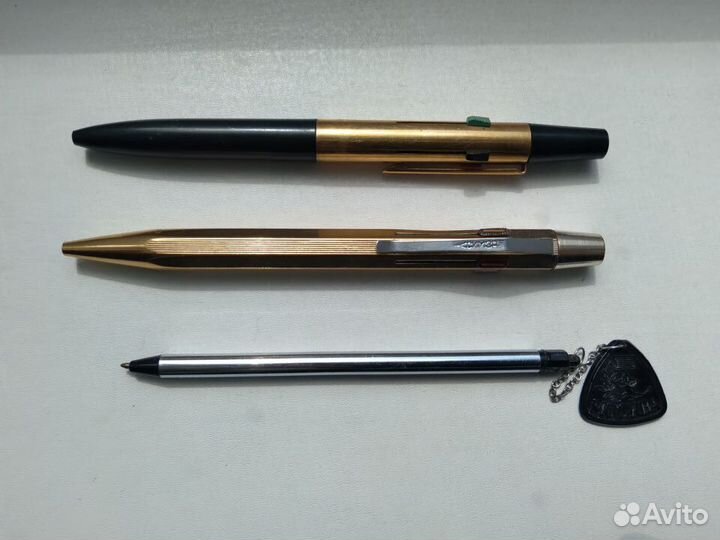 Шариковая ручка