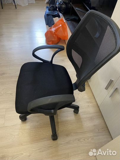 Компьютерное кресло