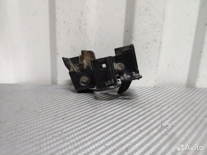 Замок капота передний правый Mercedes-Benz M-Class