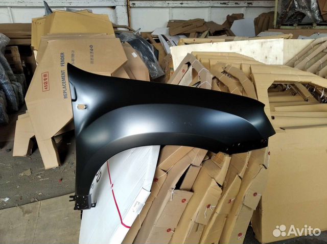 Крыло переднее правое Renault Duster 1 2010 - 2021