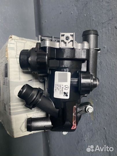 Оригинальный термостат A2642001501