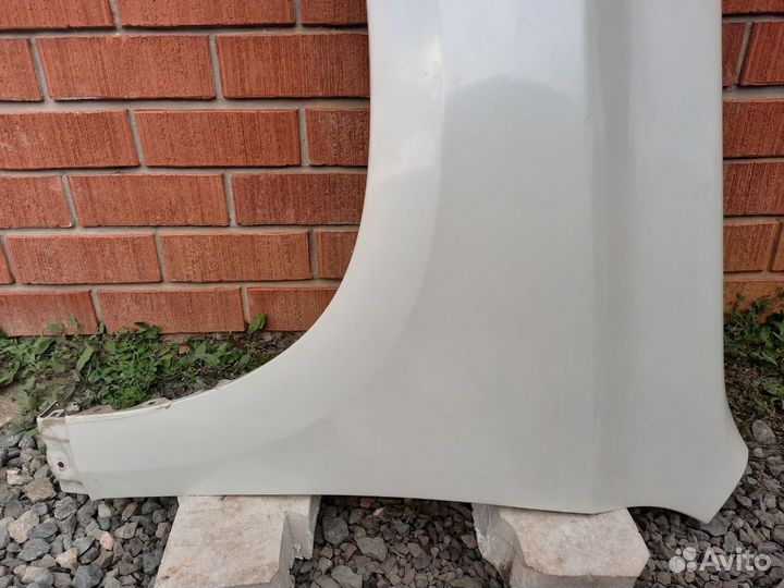 Крыло переднее левое Toyota Land Cruiser Prado 150