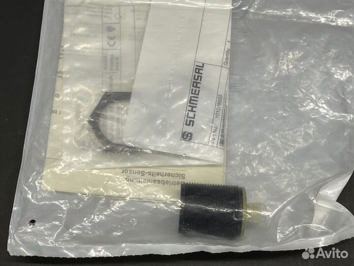 Schmersal BNS303 11ZG-ST 101174794 новый, 1 шт