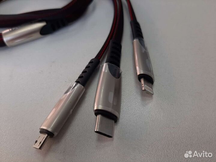 Кабель для зарядки телефона Lexus