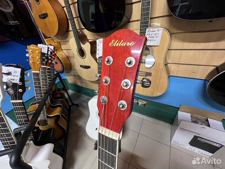 Акустическая гитара Elitaro огненная