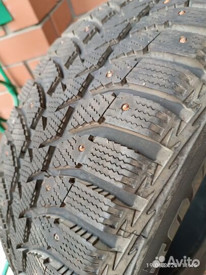 Bridgestone Ice Cruiser 5000 235/60 R16