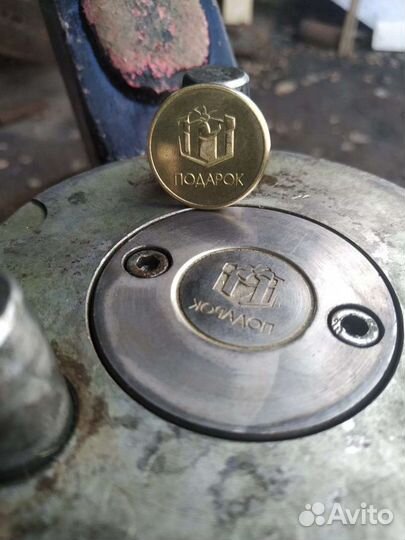 Сувенирная чеканка монет