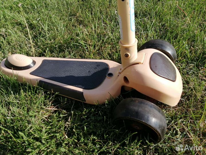 Самокат детский трехколесный