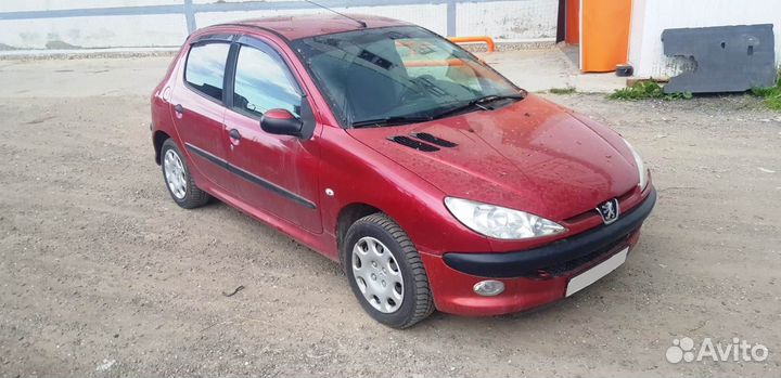 Разбор Peugeot 206