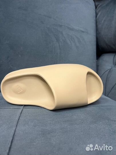 Adidas yeezy slide bone