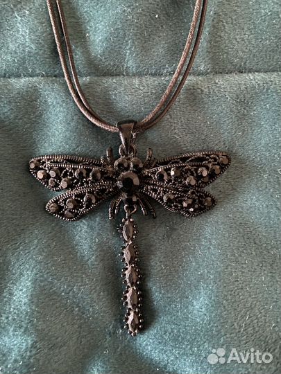 Кулоны-колье бижутерия