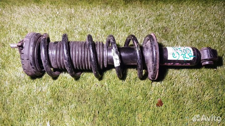 Стойка задняя левая subaru legacy BL5