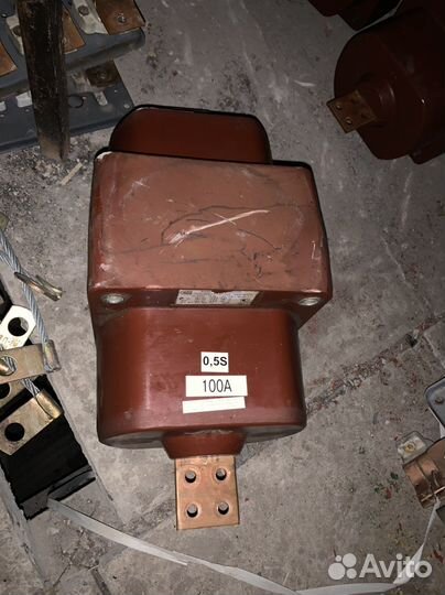 Трансформатор тпол10-3У3 100/5 0,5S