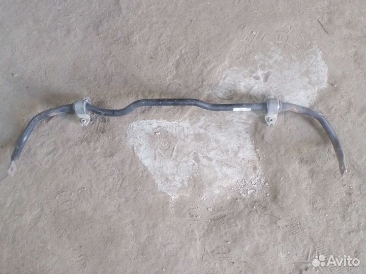 Стабилизатор передний Volkswagen Tiguan