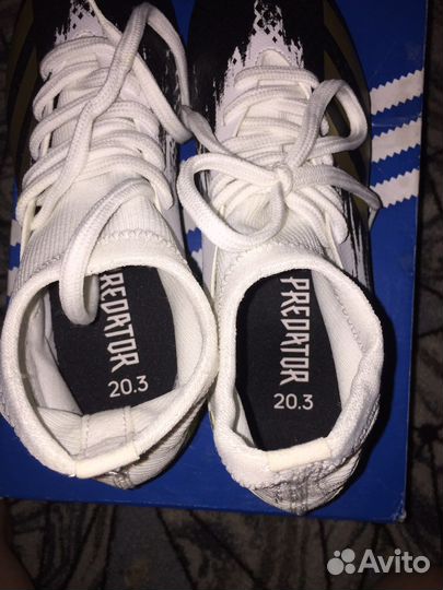 Футбольные бутсы adidas 20.3