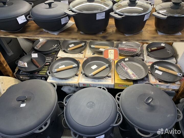 Чугунные сковородки, жаровни