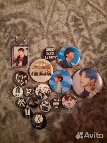 Значки наклейки