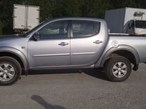 Mitsubishi L200 2.5 MT, 2011, 49 000 км, с пробегом, цена 1 620 000 руб.