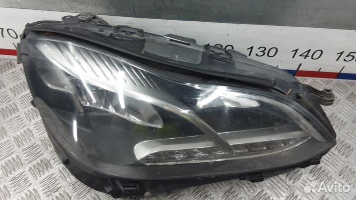 Фара правая Mercedes-Benz E-Class