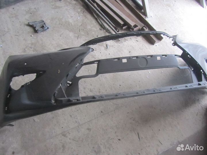 Бампер передний Lexus ES-250 с 2012г