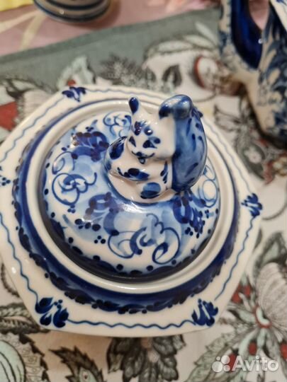 Сахарница гжель 