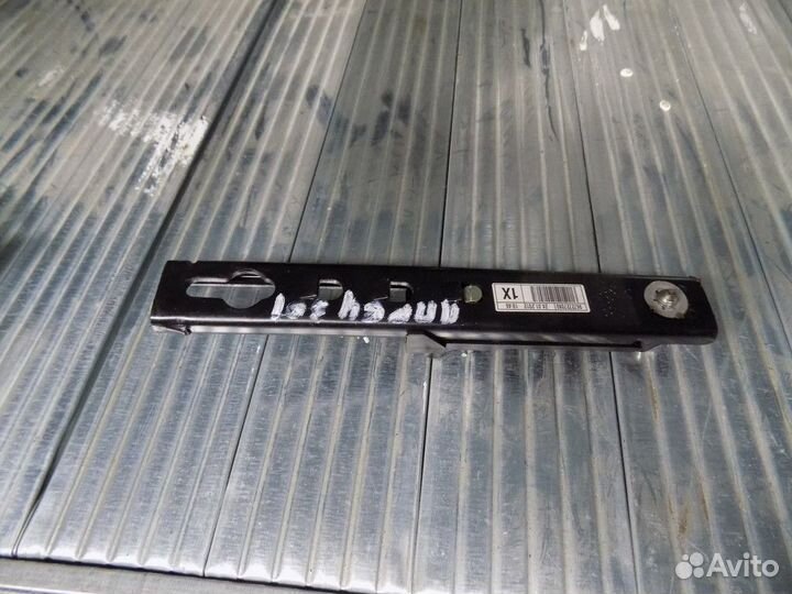 Механизм регулировки ремня безопасности C4 II 2011