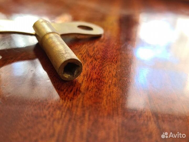 Ключ для заводки судовых часов