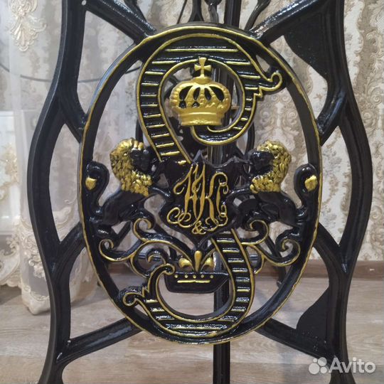 Чугунная станина от швейной машинки