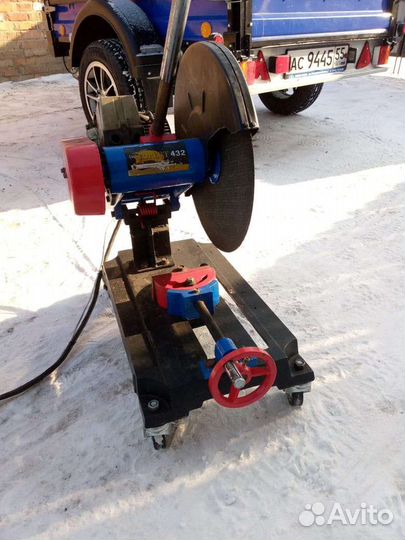 Пила торцовочная