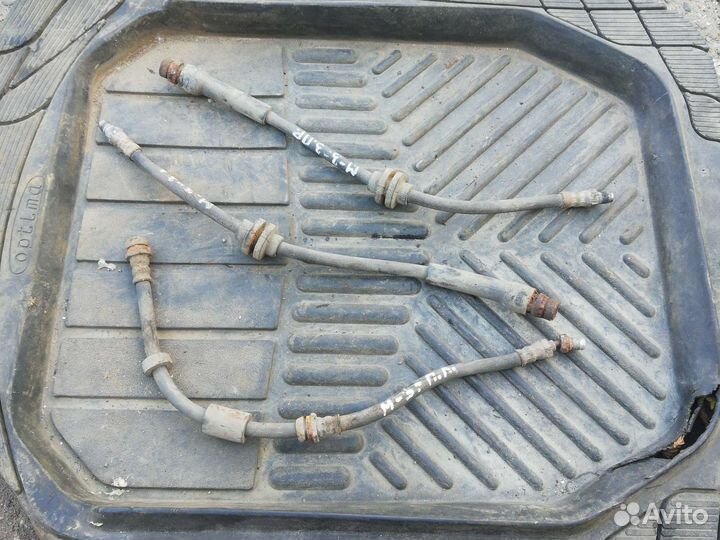 Шланг тормозной Мазда 3 вк