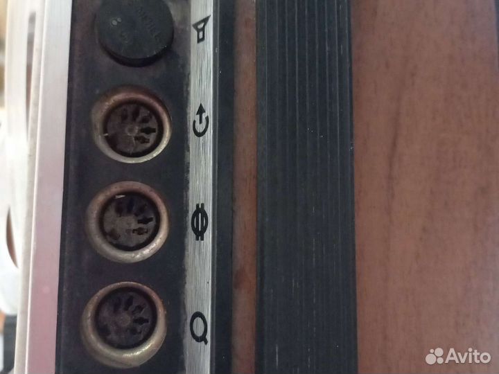 Катушечный магнитофон