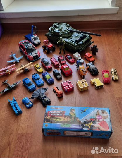 Игрушки машины пакетом