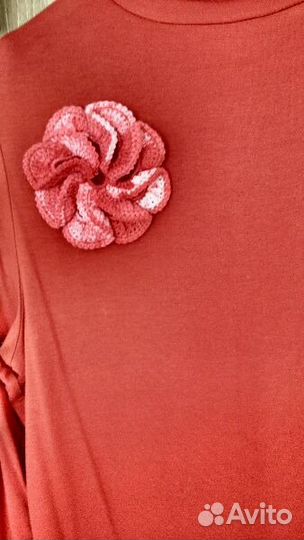 Брошь вязаная