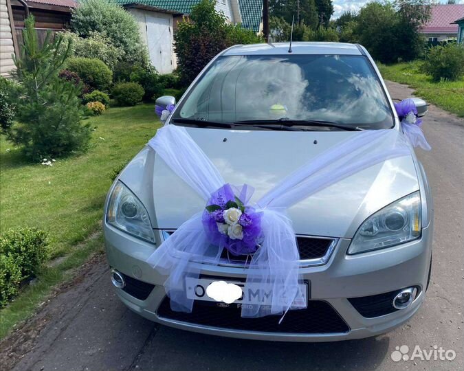 Свадебные украшения на машину